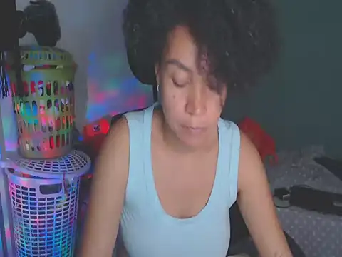shayna_cute 即時 XXX 聊天