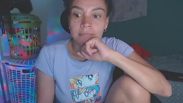 Chat XXX en directo de shayna_cute