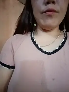 Sara_pusyy Adlı Modelin Canlı Sohbet Odası