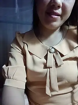 Sala de chat en directo de Sara_pusyy