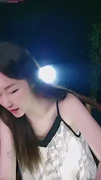 yanyan-688 Show Webcam