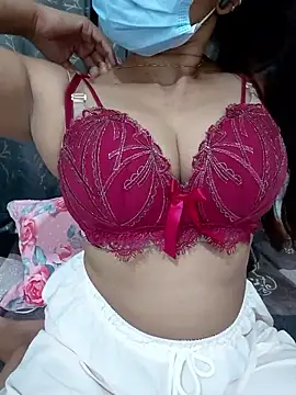 Aarti909090 Webcam Show