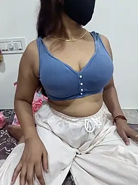 Aarti909090's Webcam Show