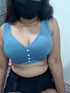 Aarti909090 Show in webcam