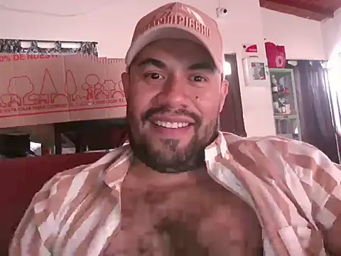 Ramses_36 Show in webcam