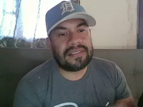Ramses_36 Pertunjukan Webcam