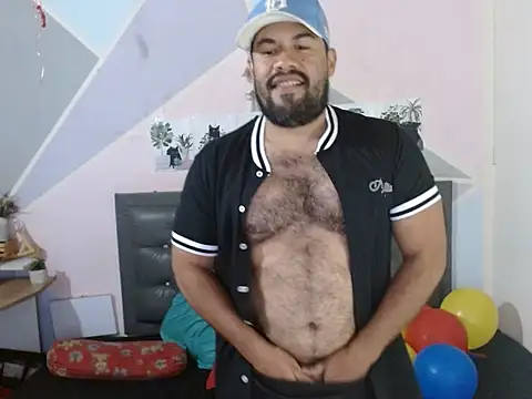 Ramses_36 Show in webcam