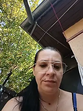 SugarDiamonds live XXX chat