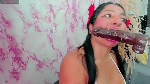 Chat XXX en directo de sweetyblowjob19_