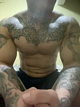 Show modela kadengue na web-kameri