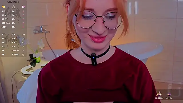 WICKEDEMBER's Live XXX Chat