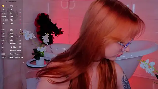 WICKEDEMBER's Webcam Show
