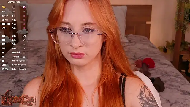WICKEDEMBER Chat XXX in diretta