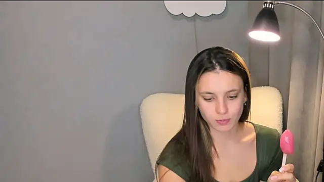 KiraHoney: απευθείας συνομιλία ΧΧΧ