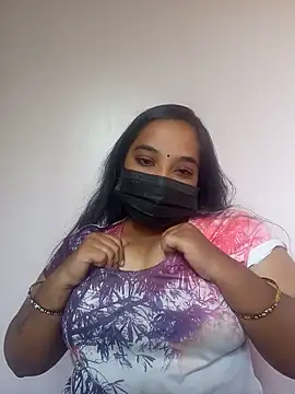 Mathi_cam Chat XXX in diretta