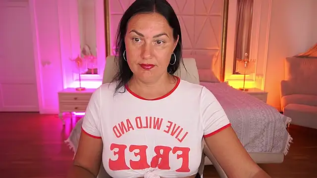 Chat XXX en directo de VelvetLuck