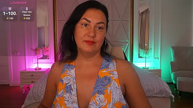 VelvetLuck's Live XXX Chat