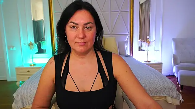 VelvetLuck's Live XXX Chat