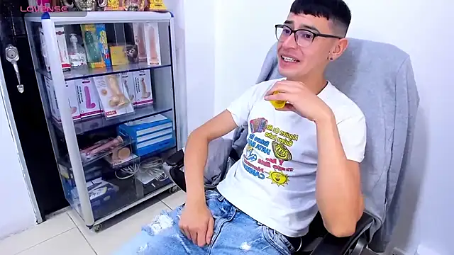 Alexx_bigcockk Webcamshow