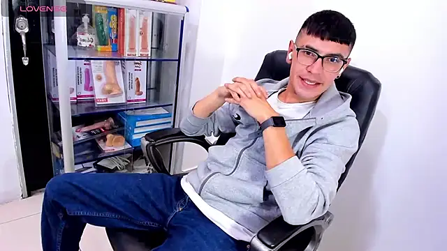 Alexx_bigcockkn Webbikameraesitys