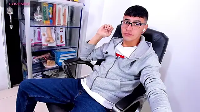 Alexx_bigcockk Webcamshow