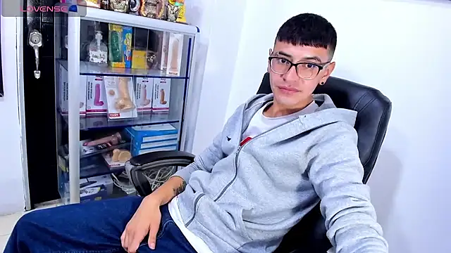 Alexx_bigcockk Pertunjukan Webcam