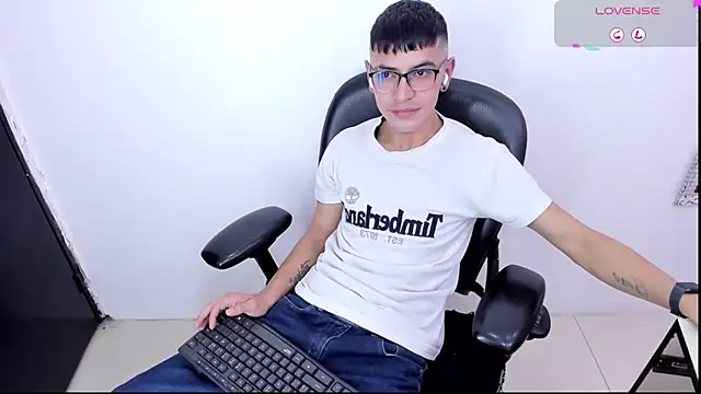 Show webcam de Alexx_bigcockk
