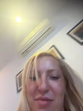 Show de Juuhschmitt na webcam