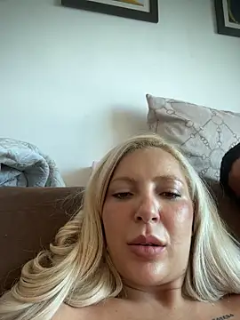 Juuhschmitt's Webcam Show