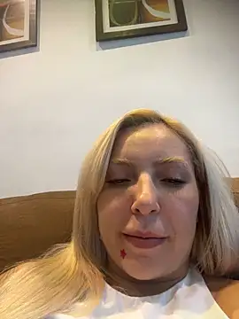 Webkamerová show Juuhschmitt