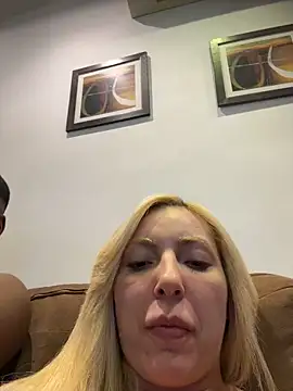 Juuhschmitt's Webcam Show