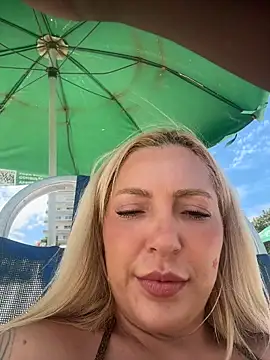 הופעת וובקאם של Juuhschmitt