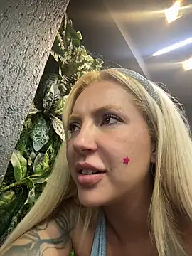 Show de Juuhschmitt na webcam