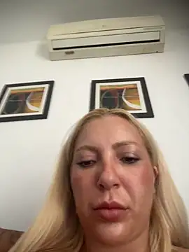عرض كام Juuhschmitt