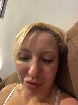 Juuhschmitt – webcam-show