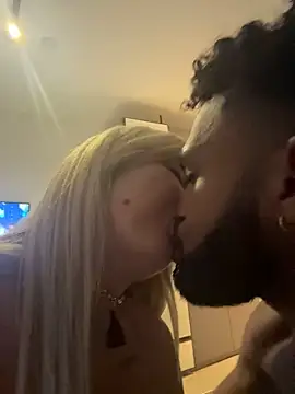 Juuhschmitt – webcam-show