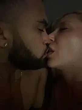 Juuhschmitt Webcam show