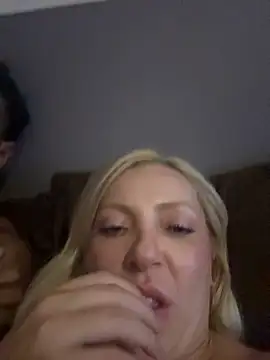 Juuhschmitt Webcam show