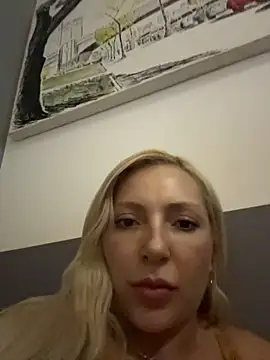 Juuhschmitt Adlı Modelin Web Kamerası Şovu