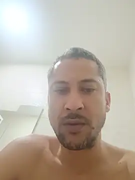 Arrombador20's Webcam Show