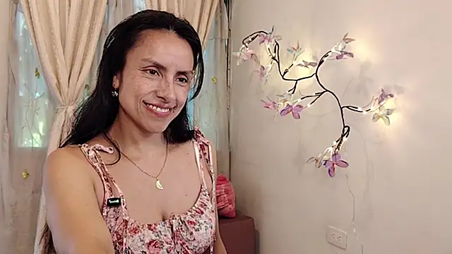 Bella_Exhibition's Live XXX Chat