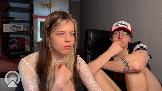 t_files_x's Live XXX Chat