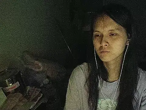 RebelAura's Webcam Show