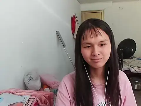 RebelAura 网络视讯表演