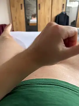 Nik_Re27 Pertunjukan Webcam