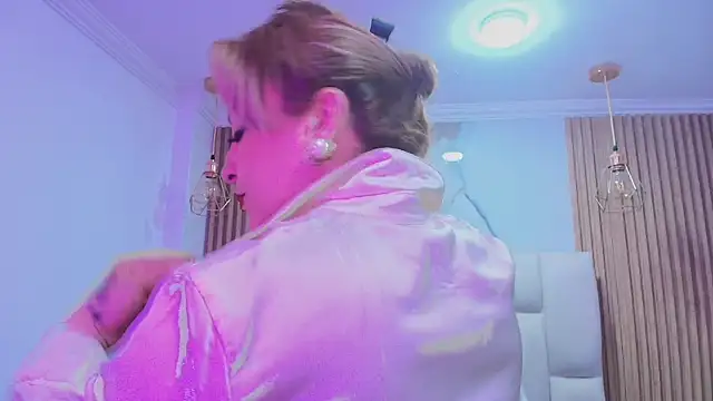 BeatrizSchmidtのライブXXXチャット