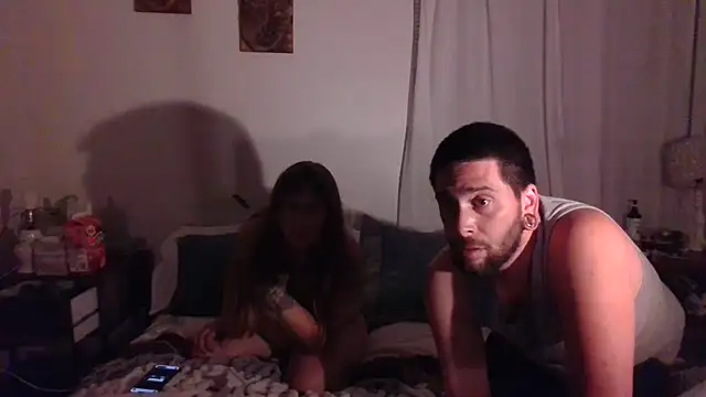 Redriddinghood8 Show in webcam