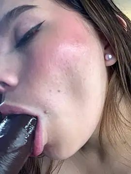 violettabond Adlı Modelin Canlı XXX Sohbeti