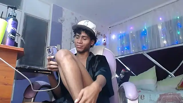 โชว์เว็บแคมของ Santy_bigcock_01
