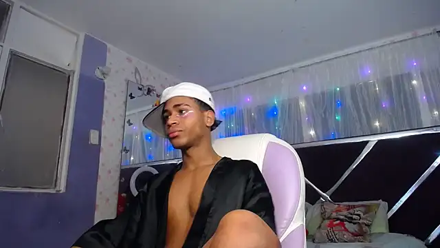 Santy_bigcock_01 Webcam show